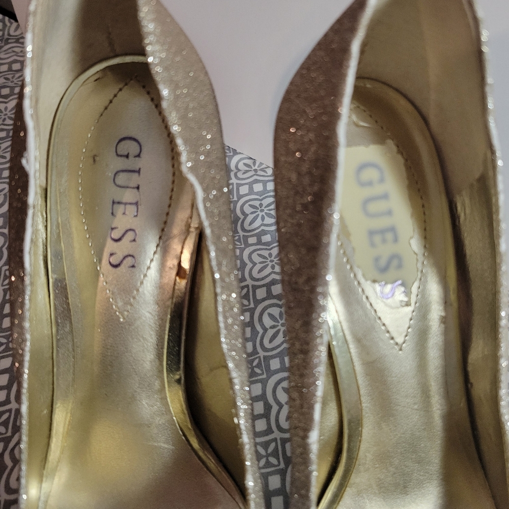 Guess Glittering Silver‎ Peep Toe Heels - Picture 3 of 4